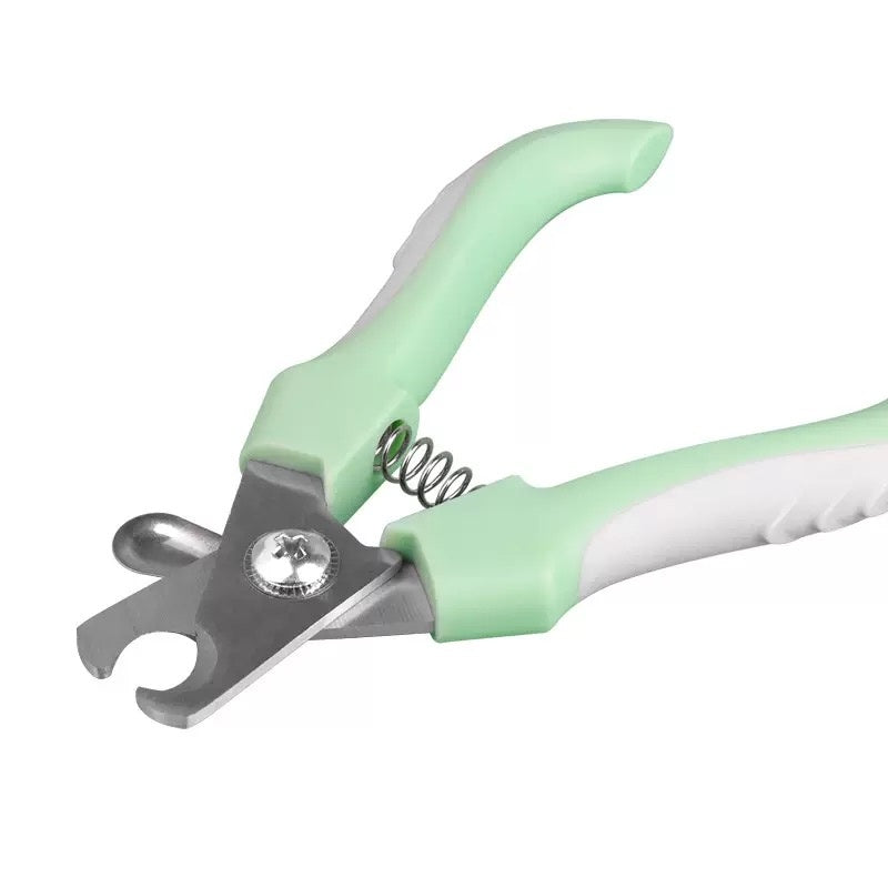 
                  
                    Cortauñas Perro Clásico (15,2x5,3x1,7cm)
                  
                