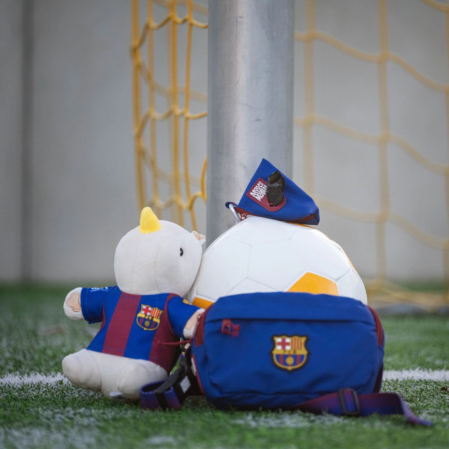 
                  
                    Peluche Oficial FC Barcelona - Rhino
                  
                