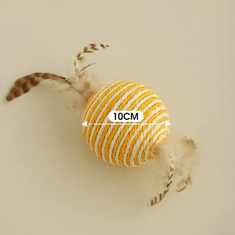 
                  
                    Pelota de Sisal con Plumas y Cascabel 10cm
                  
                